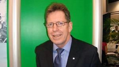 Roger Gilbert, Secretario General, IFIF