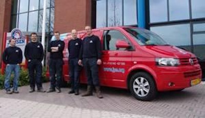 Jansen's new team members in front of one of the new service vans (from left to the right): Klaus Mathea (experienced supervisor), Corné Adams, Teus van Harskamp, Gertjan Brouwer de Koning and Maikel de Jager. Missing on the photo is Michel van Gemert.