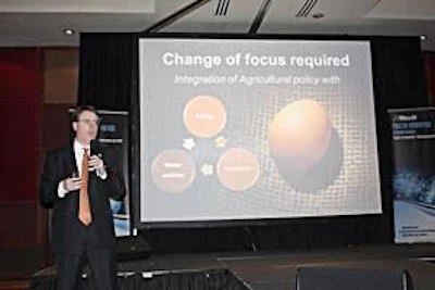 Aidan Connolly pointed out that between 1999 and 2009, broiler meat consumption had increased by 43%, and that this trend was set to continue.