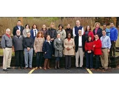 Bottom row, left to right: Dr. Doug Waltman, Dr. Nelson Cox, Dr. Pedro Villegas, Susana Leturia (New Gen/La Camelias, Argentina), Lilia Susana Lopez (Avicol, Colombia), Ana Christina Celidoni (Aviagen, Brazil); Dr. Bwalya Lungu (Aviagen, U.S.); Dr. Ricardo Valle (Aviagen, Latin America), Luz Angelica Quevedo (Avicola del Norte, Peru), Blanca Vargas (Bachoco, Mexico); Jose J. Bruzual (Aviagen-Global Vet Team, U.S./Latin America) Upper row, left to right: Rigoberto Velázquez (Grupo Melo, Panamá); Milangela Colmenarez (Genética Avicola, Venezuela); Dr. Zenaida Rosales (Bachoco, Mexico); Karen Alvarez (San Antonio, Mexico) Laura Varona (New Gen/Las Camelias, Argentina); Juventina Gonzalez (Grupo PAF/FRISA, Guatemala); Dr. Carmen Martinez (Pilgrim's, Mexico); Dr. Martin Smeltzer (USDA-APHIS, U.S.); Marina Zabala (Pollo Cibao, Dominican Republic); Lourdes 'Lulu' Rivera (Tetraducciones, Mexico); Jose Manuel Romero (Tetraducciones, Mexico); Dr. Rodrigo Espinosa (Aviagen-Global Vet Team, U.S./Latin America)