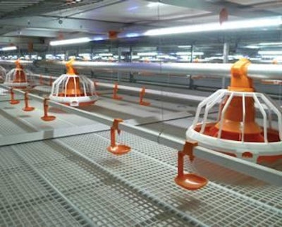 Big Dutchman's Avimax 160 sliding colony system