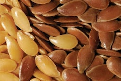 iStockphoto.com/timmy | La alimentación de gallinas con linaza molida o integral produce huevos con niveles más altos de ácido linolénico y DHA.