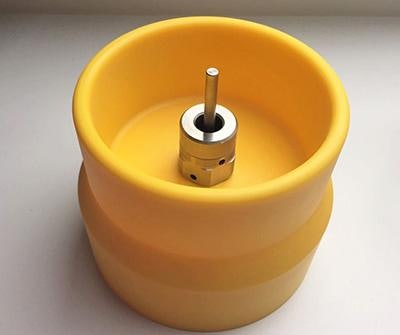 SwiNco-yellow-milk-cup