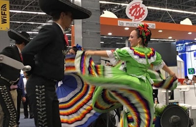 Latina America Congreso Balarines