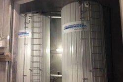 Kansas-State-feed-mill-fat-tanks-1401FMMaintenance1