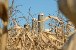 corn-silos