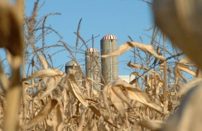 corn-silos