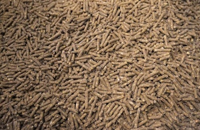 feed-pellets-2-AA