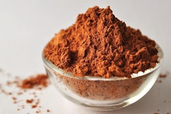 red-clay-powder-montmorillonite