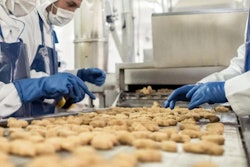 Pet food owners want transparency when it comes to what their pets are eating. How can the industry meet current challenges to give customers what they want? (Courtesy American Nutrition)