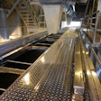Loading feed body1