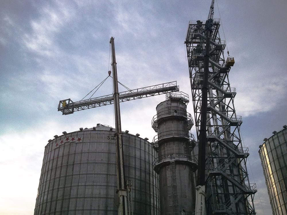 Buresh building burch catwalk 107969801