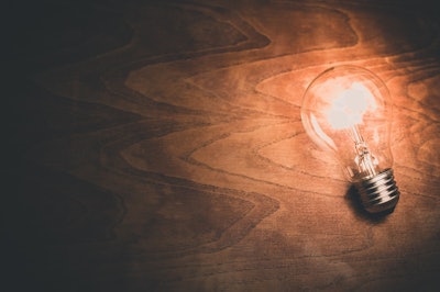 Light bulb 1246043 1920