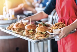 Given the importance of food service in demand for poultry meat, its return will be particularly beneficial for the industry. | Juanmonino | iSotckphoto.com