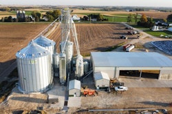 Emerald-Springs-Dairy-feed-center
