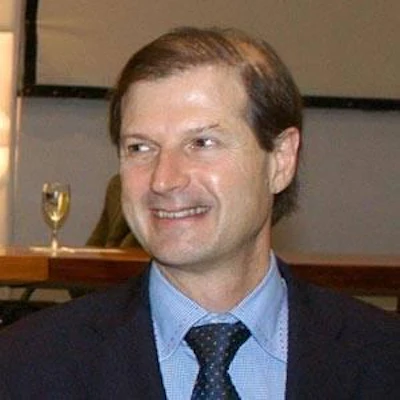 http://www.wattpoultry.com/uploadedImages/Watt_Poultry/Industria_Avicola/Feature_Articles/0711IAhof_Fontana.jpg