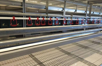 Fit Nature 2 Aviary System