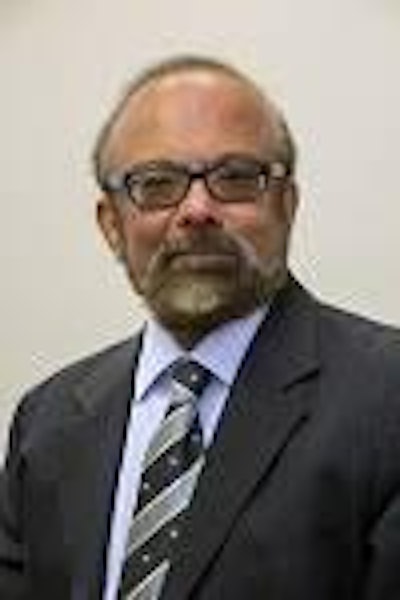 Ravi Ravindran headshot