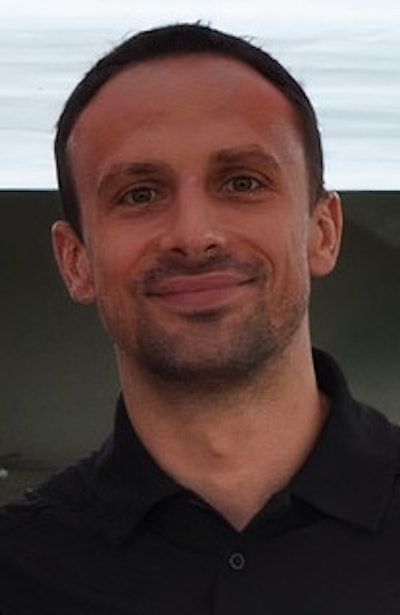 Thomas Pecqueur Headshot