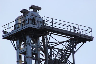 Lamton bucket Elevators