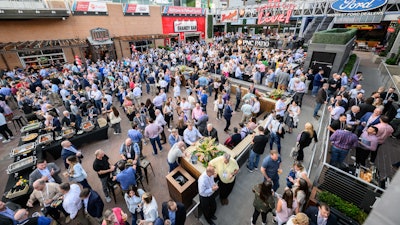 Petfood Forum focuses on networking with multiple receptions, meals and coffee breaks, including the opening reception Monday night.