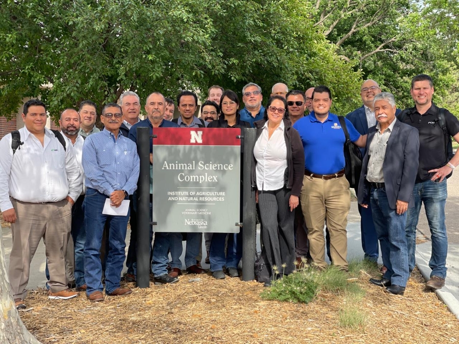The U.S. Grains & BioProducts Council (USGBC) recently led a team of Mexican feed nutritionists to Nebraska to enhance their understanding of U.S. corn co-products' benefits in feed diets.