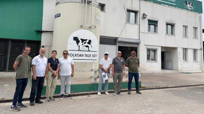 U.S. Grains & BioProducts Council (USGBC) Deputy Regional Director for Europe and the Middle East Ana María Ballesteros (third from left) and USGBC Regional Director for Europe, the Middle East and Africa Ramy H. Taieb (second from right) recently traveled to Türkiye to meet with dairy industry stakeholders about the benefits of U.S. distiller's dried grains with solubles (DDGS).